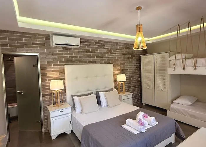 Hotel Aroma 3*