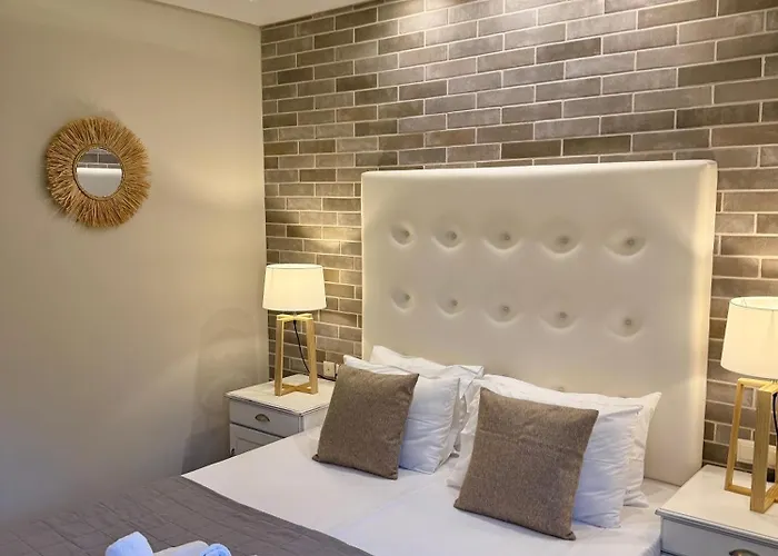 Hotel Aroma 3*