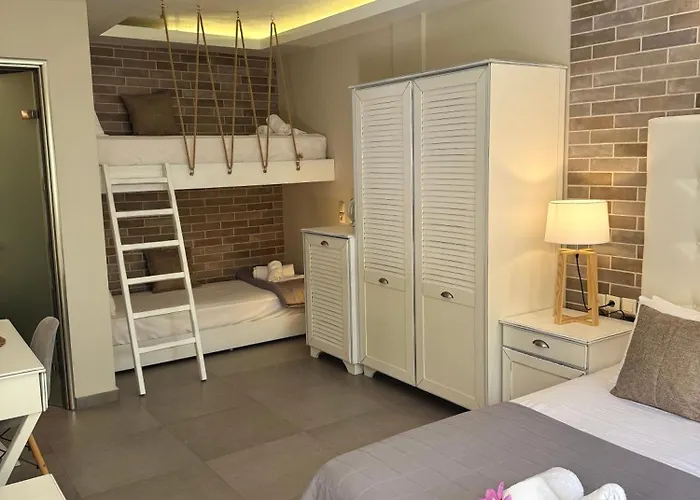 Aroma Hotel 3*